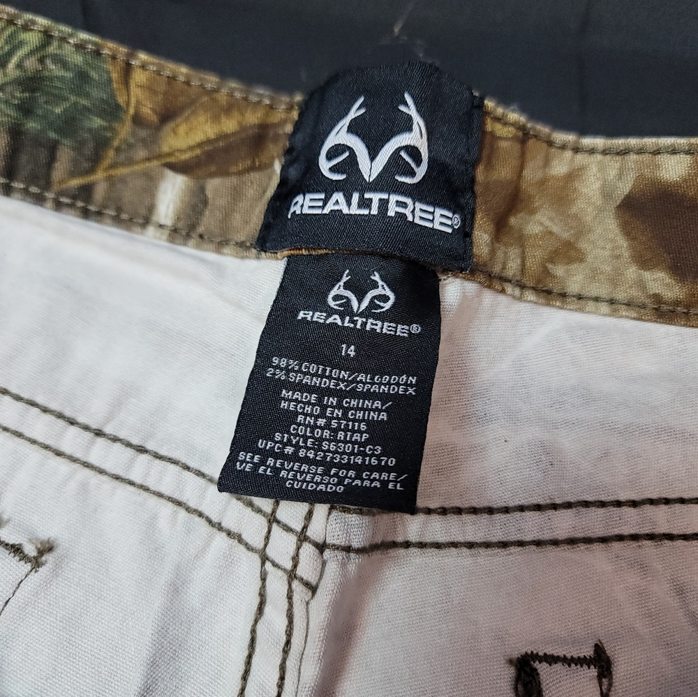 Ladies Realtree - Picture 2 of 2